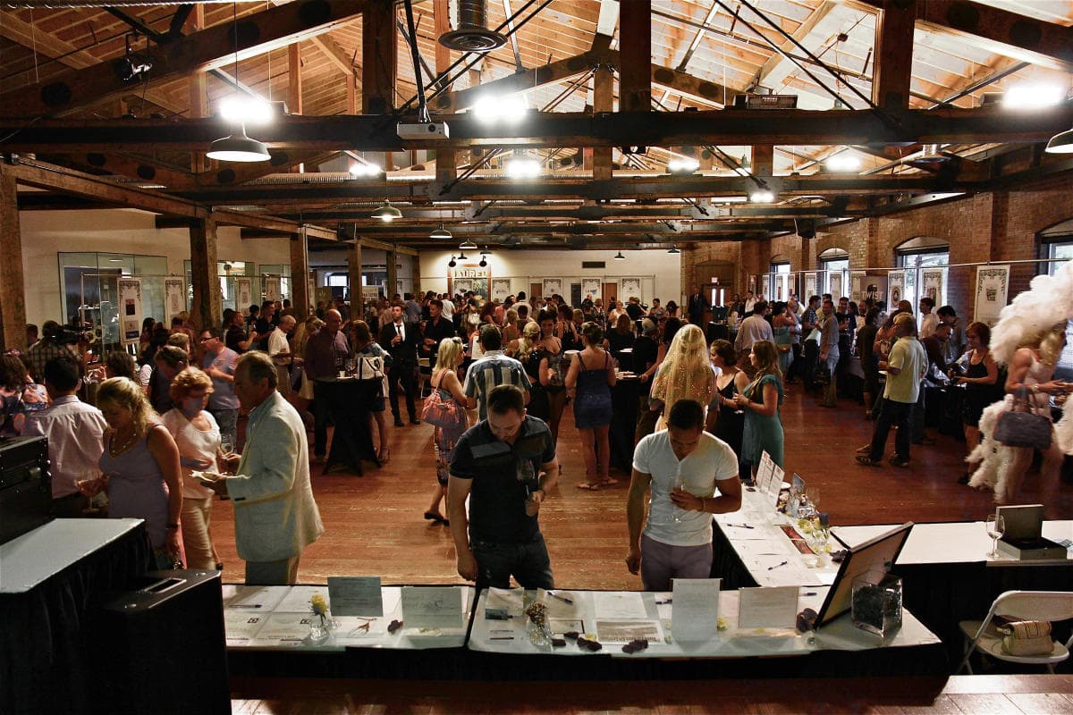 Winter Moon Vintage Market at The Laurel Packinghouse